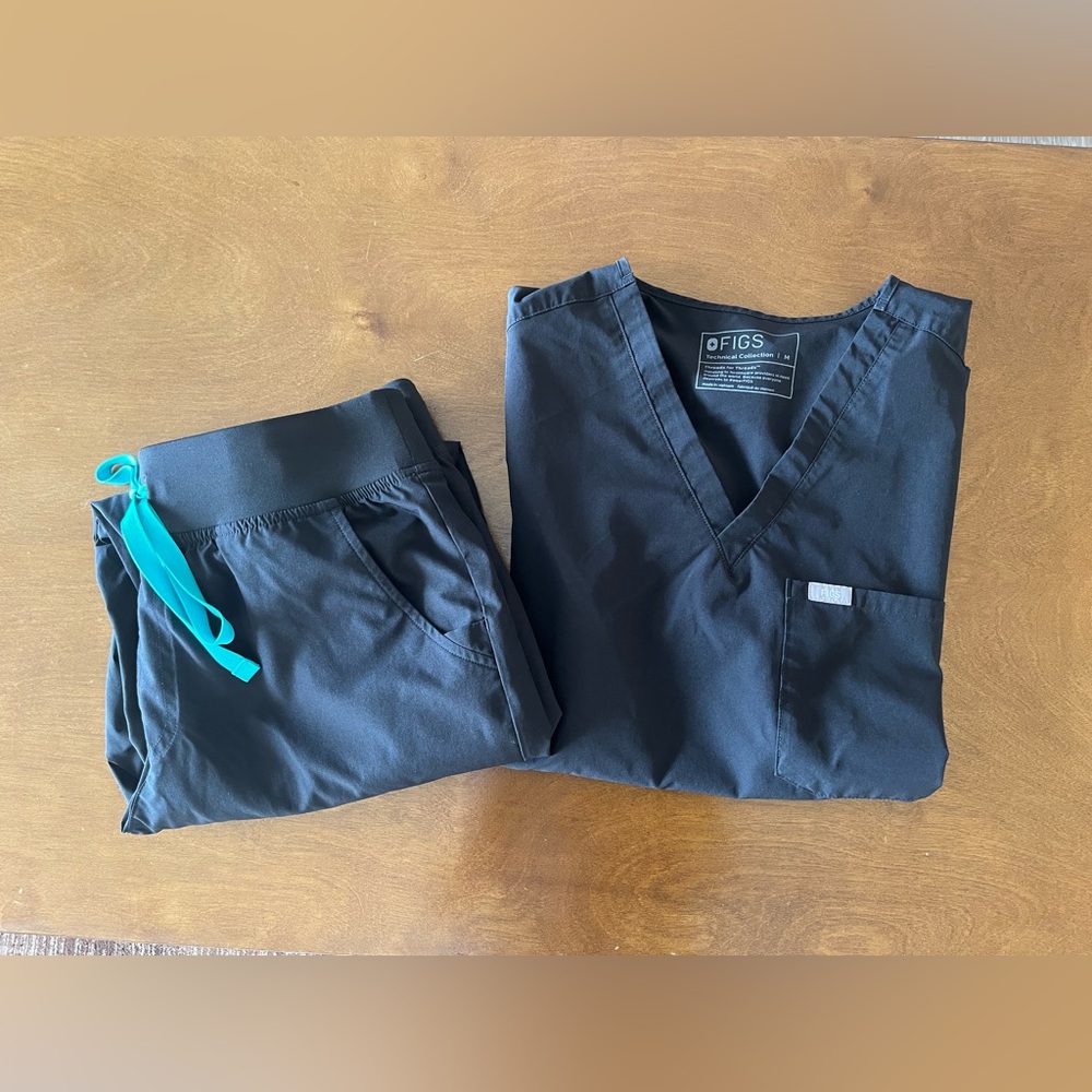 Figs Women's Black Scrub Set with Teal Drawstring